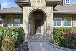 2313 Frosted Willow Ln, Fort Worth, TX 76177 - Photo 4