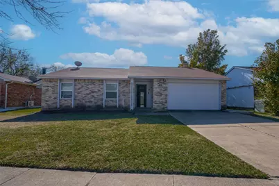 1117 Llano Trail, Grand Prairie, TX 75052 - Photo 2