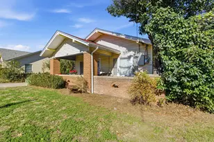 203 E Oak St, Weatherford, TX 76086 - Photo 4