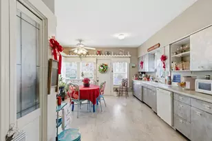 203 E Oak St, Weatherford, TX 76086 - Photo 12