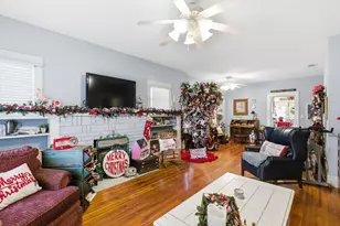 203 E Oak St, Weatherford, TX 76086 - Photo 8