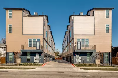 723 W 10th Street #105, Dallas, TX 75208 - Photo 1
