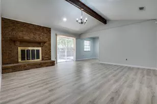 813 Green Pastures Dr, Cedar Hill, TX 75104 - Photo 2