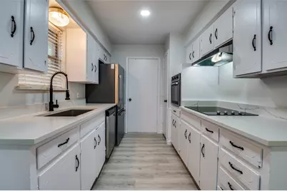 813 Green Pastures Drive, Cedar Hill, TX 75104 - Photo 12