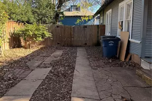 216 N Waverly Dr, Dallas, TX 75208 - Photo 16