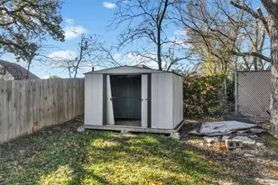 206 Cherry St, Weatherford, TX 76086 - Photo 26