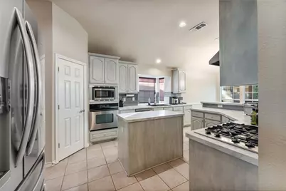 11617 Pheasant Creek Drive, Fort Worth, TX 76244 - Photo 12