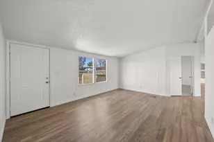 142 SE County Rd 3144, Corsicana, TX 75109 - Photo 4