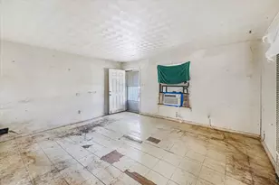 12924 Mitchell Dr, Balch Springs, TX 75180 - Photo 4