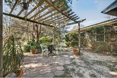 1706 Hitching Post Road, Granbury, TX 76049 - Photo 4