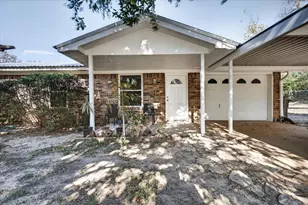1706 Hitching Post Rd, Granbury, TX 76049 - Photo 2