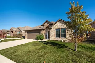 124 Sutter Ln, Royse City, TX 75189 - Photo 2