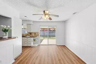 808 Bridle Ave, White Settlement, TX 76108 - Photo 8