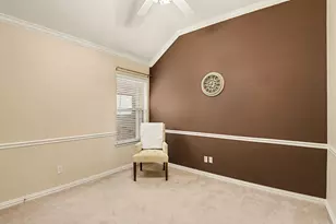 1917 Cavender Cir, Denton, TX 76205 - Photo 32