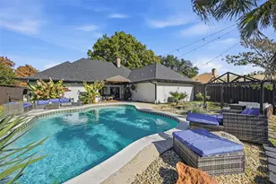 1109 Bayshore Dr, Rockwall, TX 75087 - Photo 2