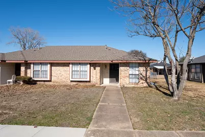 1107 Valley View Drive, Glenn Heights, TX 75154 - Photo 2