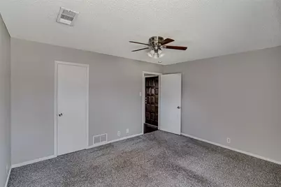 228 Lester Street, Burleson, TX 76028 - Photo 12