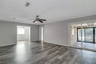 228 Lester St, Burleson, TX 76028 - Photo 2