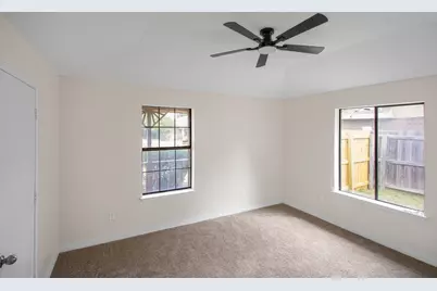 400 Kalmia Drive, Arlington, TX 76018 - Photo 20