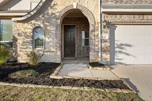 532 Tierra Vista Way, Fort Worth, TX 76131 - Photo 2