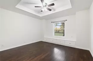 109 McCullar Rd, Burleson, TX 76028 - Photo 32