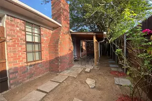 2022 Minnie Dr, Arlington, TX 76012 - Photo 24