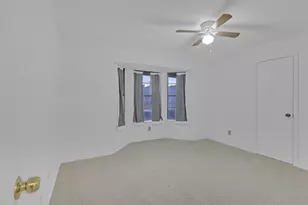 421 Pebblecreek Dr, Garland, TX 75040 - Photo 18