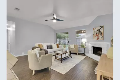 8421 Ranch Hand Trail, Fort Worth, TX 76131 - Photo 4