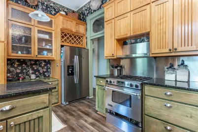 319 S Denton Street, Gainesville, TX 76240 - Photo 12