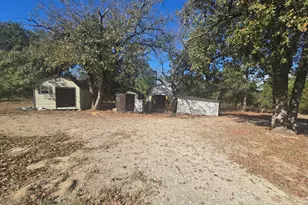 221 Private Rd 8807, Ben Wheeler, TX 75754 - Photo 26