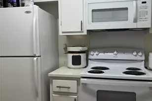 2200 E Trinity Mills Rd, Carrollton, TX 75006 - Photo 20