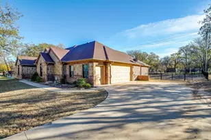 129 Eagle Dr, Lipan, TX 76462 - Photo 38