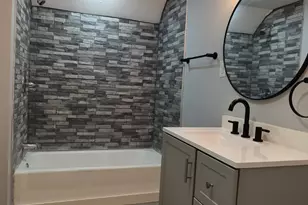 408 S Santa Fe St, Wolfe City, TX 75496 - Photo 10