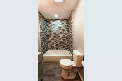 408 S Santa Fe Street, Wolfe City, TX 75496 - Photo 8