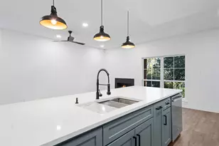 8601 Park Ln, Dallas, TX 75231 - Photo 6