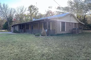 7315 Neches St, Athens, TX 75752 - Photo 2