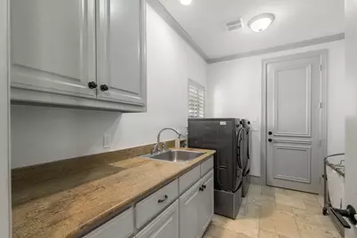 4001 Memorial Court, Carrollton, TX 75010 - Photo 38