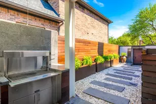 4001 Memorial Ct, Carrollton, TX 75010 - Photo 12