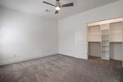 2216 Scenic Bluff Drive, Fort Worth, TX 76111 - Photo 14