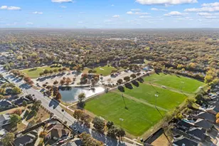 7720 Bridlewood Ct, North Richland Hills, TX 76182 - Photo 36