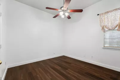 2305 Folkstone Way, Bedford, TX 76021 - Photo 18