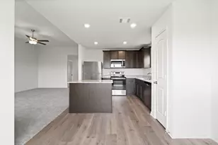 10013 Pilot Pl, Fort Worth, TX 76131 - Photo 4