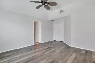 521 Chasewood Dr, Grapevine, TX 76051 - Photo 8