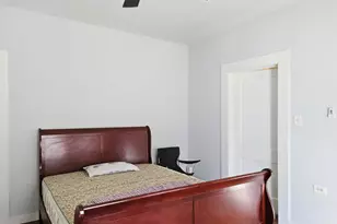 823 S Beacon St, Dallas, TX 75223 - Photo 10