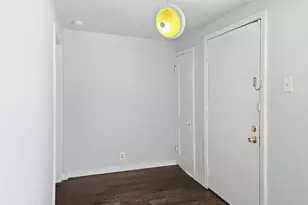 823 S Beacon St, Dallas, TX 75223 - Photo 14