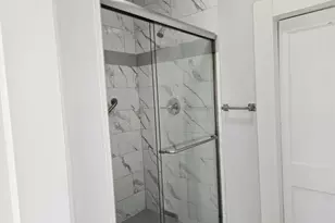 823 S Beacon St, Dallas, TX 75223 - Photo 12