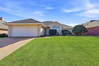 3913 Brookway Drive, Fort Worth, TX 76123 - Photo 2