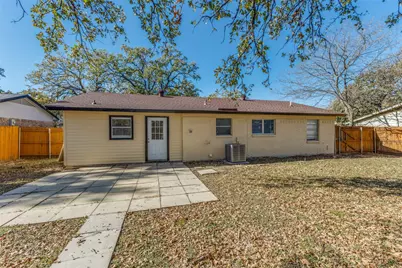 3104 Forestdale Lane, Balch Springs, TX 75180 - Photo 18