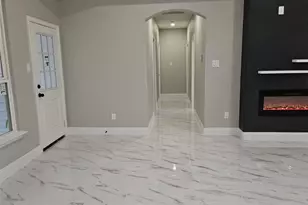 202 E 1st N St, Kaufman, TX 75142 - Photo 28