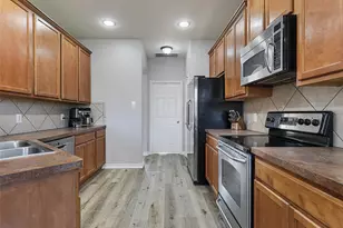 245 Northwood Dr, Little Elm, TX 75068 - Photo 10